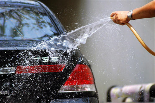 靚車(chē)仔洗車(chē)