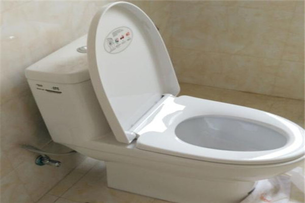 箭牌馬桶水箱蓋