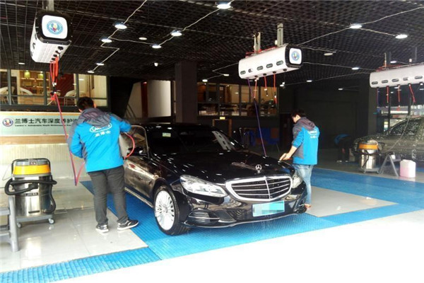 蘭博士汽車深度養(yǎng)護(hù)