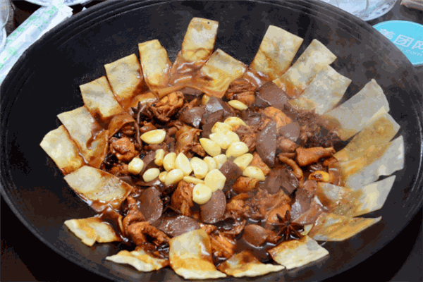 太行山村地鍋燉雞店