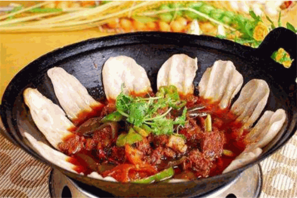 太行山村地鍋燉雞店