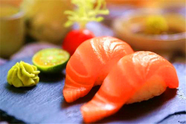 極鮮三文魚壽司