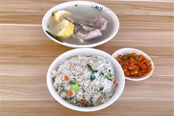 余記菜飯骨頭湯