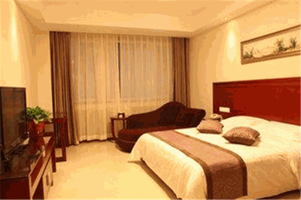 煙臺(tái)泓騰大酒店