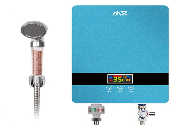 小艾集成熱水器