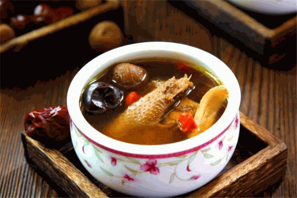 馨二姐湯府湯鍋