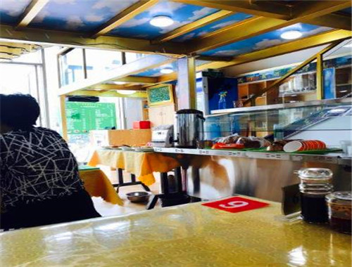 回鄉(xiāng)源餐廳