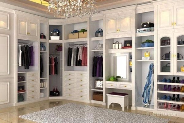 強(qiáng)坤祥衣柜