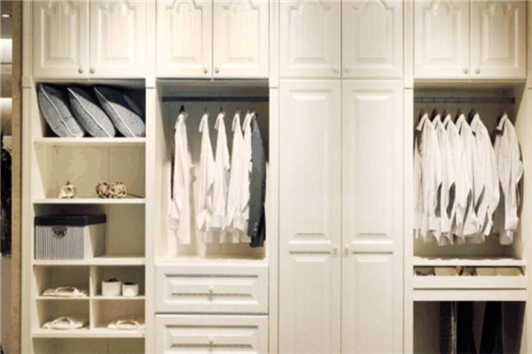 大自然柯拉尼櫥衣柜