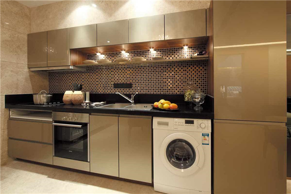 崔遠(yuǎn)春廚房