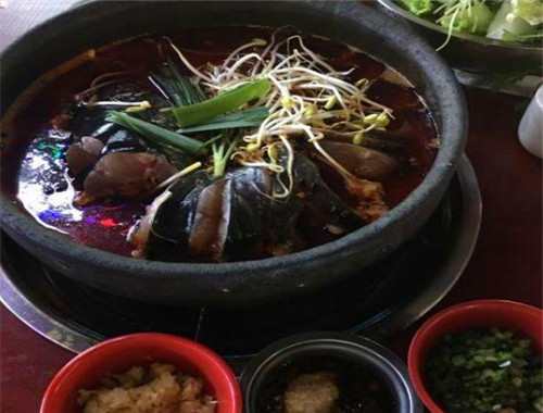 四方圓豆腐皮火鍋