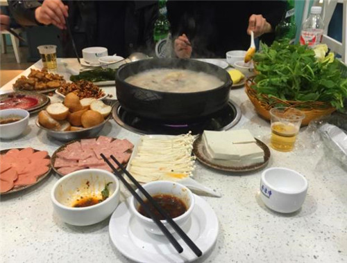 四方圓豆腐皮火鍋