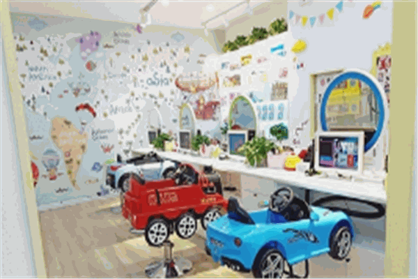 奇樂卡兒童理發(fā)