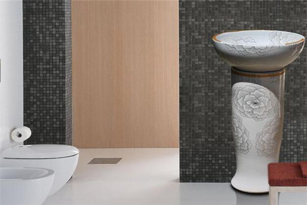 涂征宇衛(wèi)浴