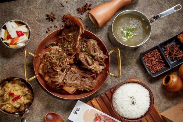 二師兄的脊梁骨