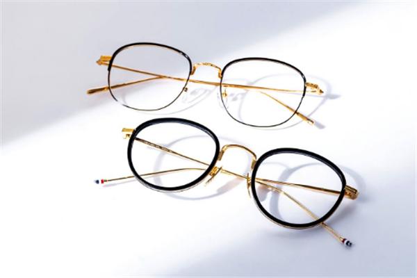 亞洲眼鏡