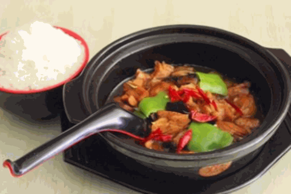 葉子黃燜雞米飯