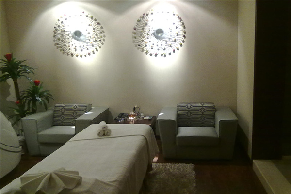 御爵養(yǎng)生會所