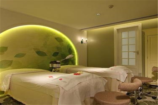 周鼎養(yǎng)生會(huì)所