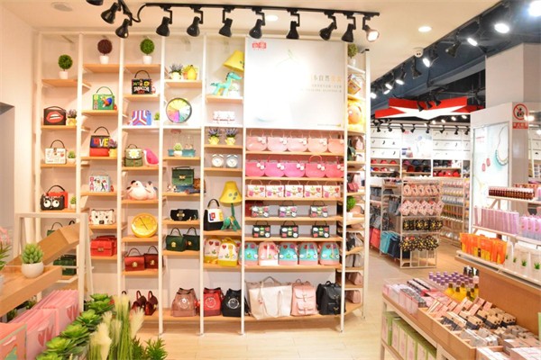 飾季風(fēng)十元店