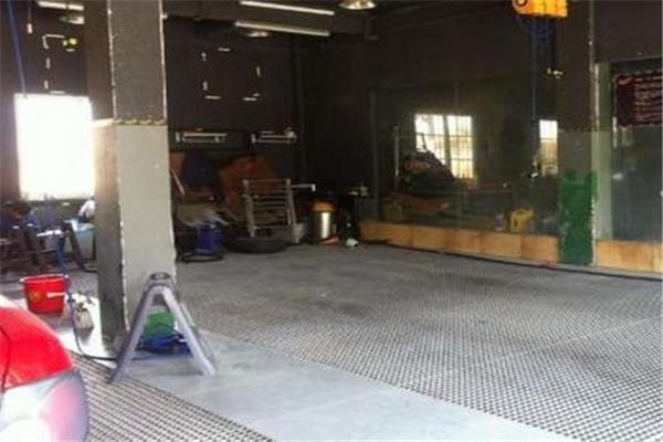 遠(yuǎn)橋汽車美容