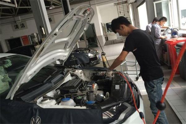 肖勒汽車保養(yǎng)