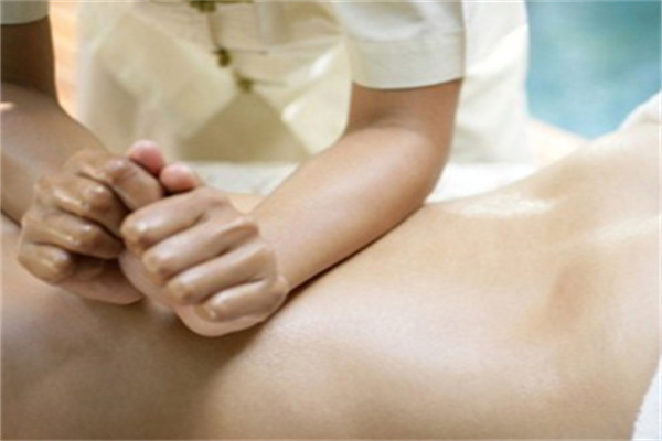 經(jīng)絡點穴減肥