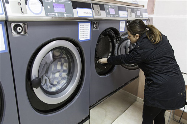 偉誠(chéng)潔邦洗衣