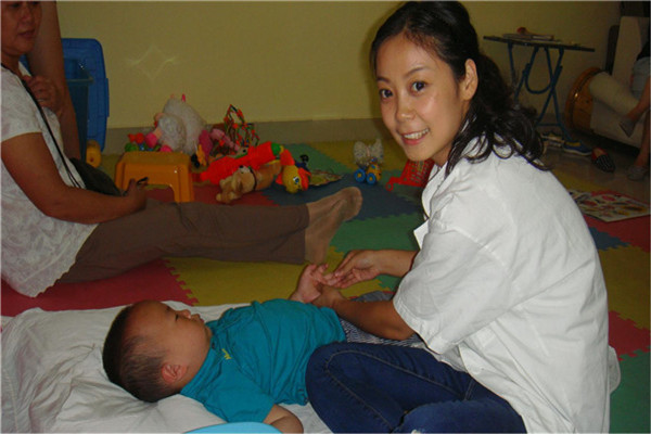 吉亞寧小兒推拿