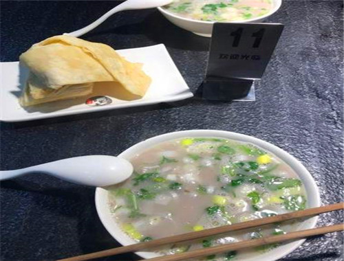 四季滿員羊肉湯