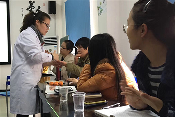 金晨育小兒推拿