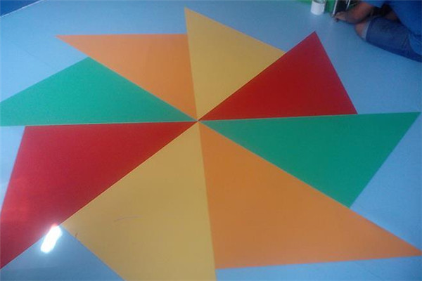 正浩幼兒園地板