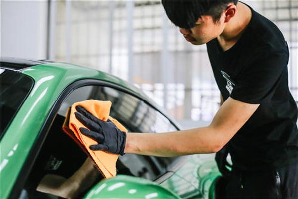 飛凡原野汽車用品