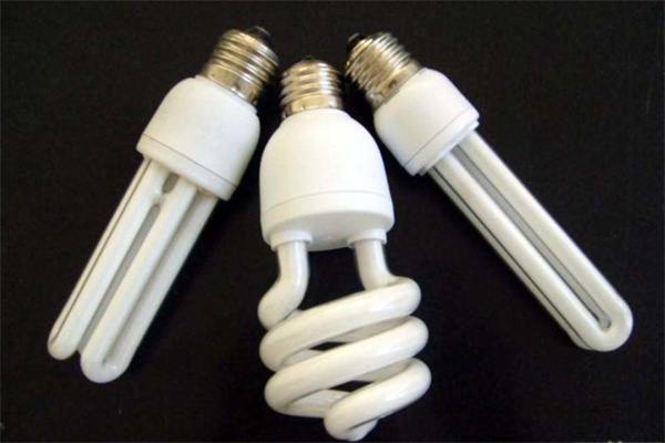 節(jié)能燈加工