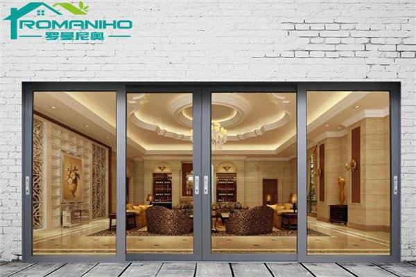 羅曼尼奧門窗