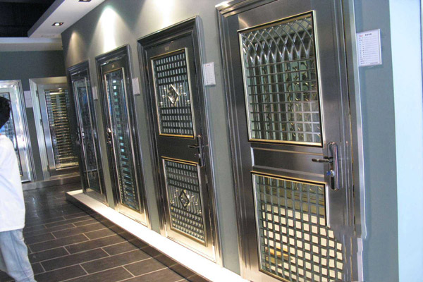 順鴻業(yè)防盜門