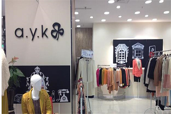 ayk女裝