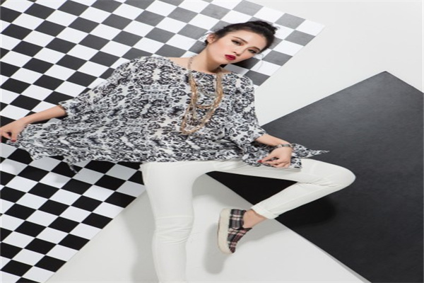 槿愛(ài)潮流女裝