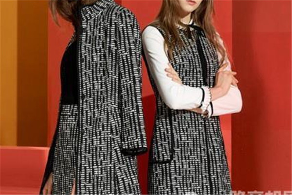 卡夢(mèng)奴女裝