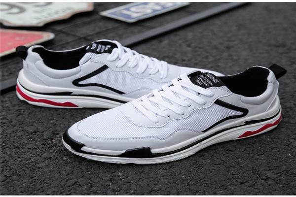 德爾加多運動鞋