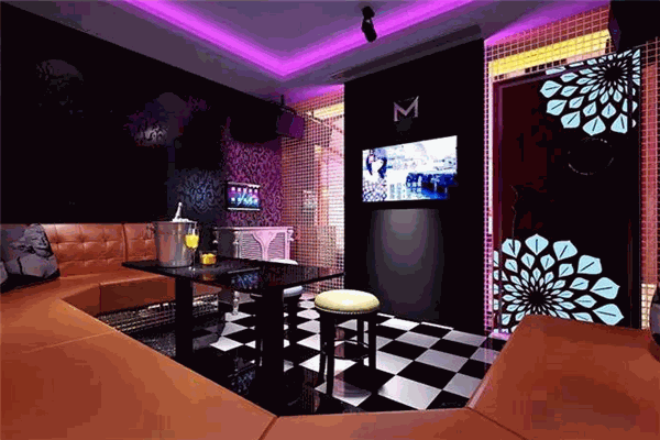 大樂秀量販?zhǔn)終TV