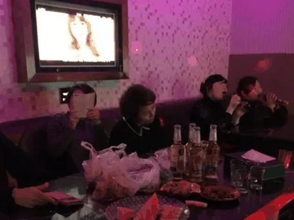 歡樂(lè)無(wú)限ktv