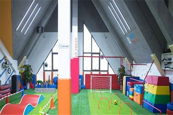 美樂簡兒童運(yùn)動館