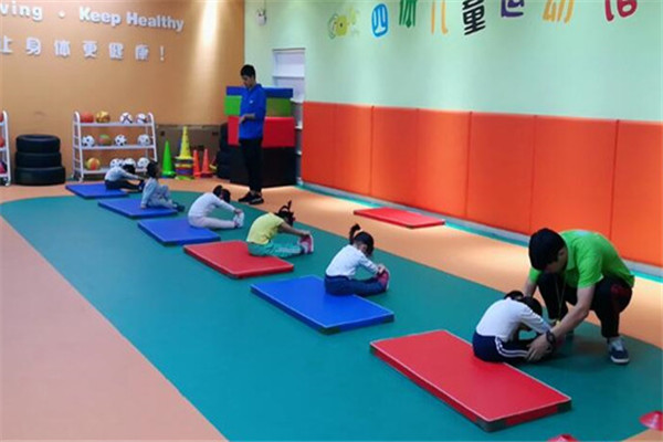 四體兒童運(yùn)動館