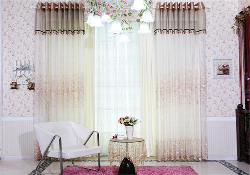 帷詩(shī)曼藝術(shù)窗簾