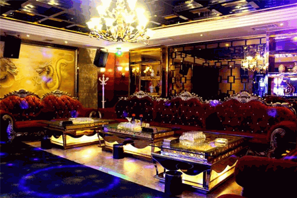 世紀(jì)量販?zhǔn)終TV