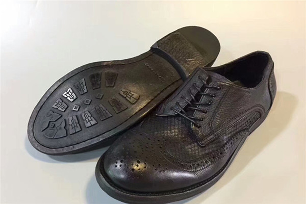 老鞋匠品牌鞋