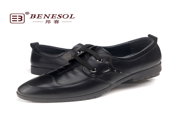 邦賽休閑鞋