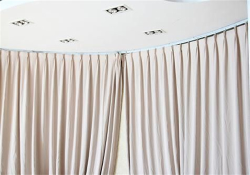 斯藝艾爾電動(dòng)窗簾