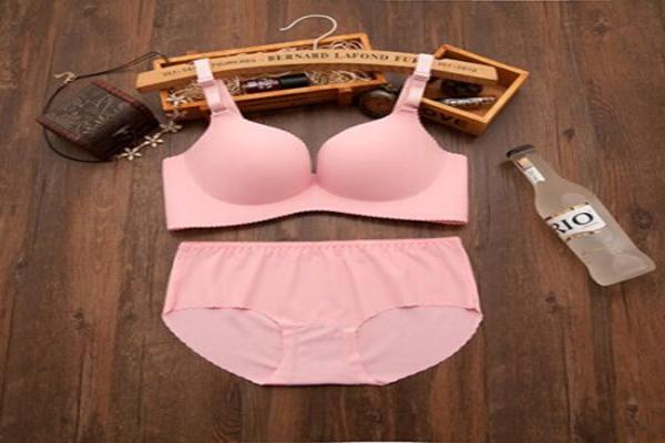 迪普菲琳內(nèi)衣